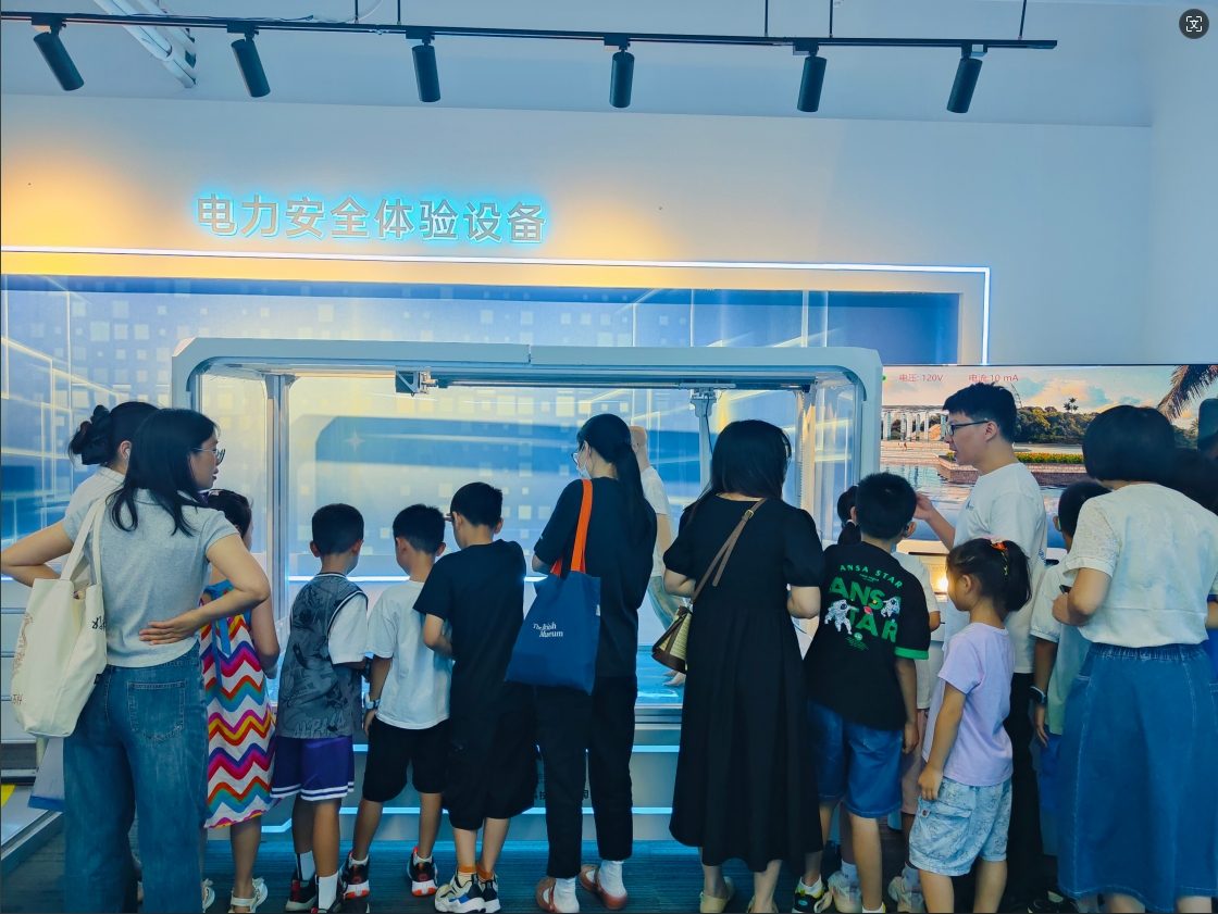 寓教于乐 安全"童"行——黄埔区工业科普游走进尼古拉"应急安全科普分馆"