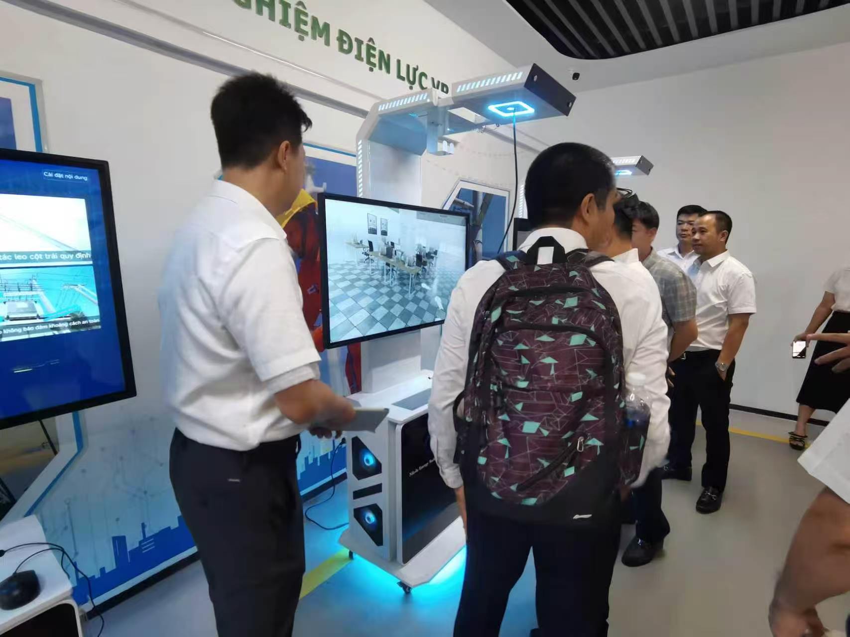 科创出海，智护电网｜尼古拉科技共建越南电力应急安全实训基地正式落成